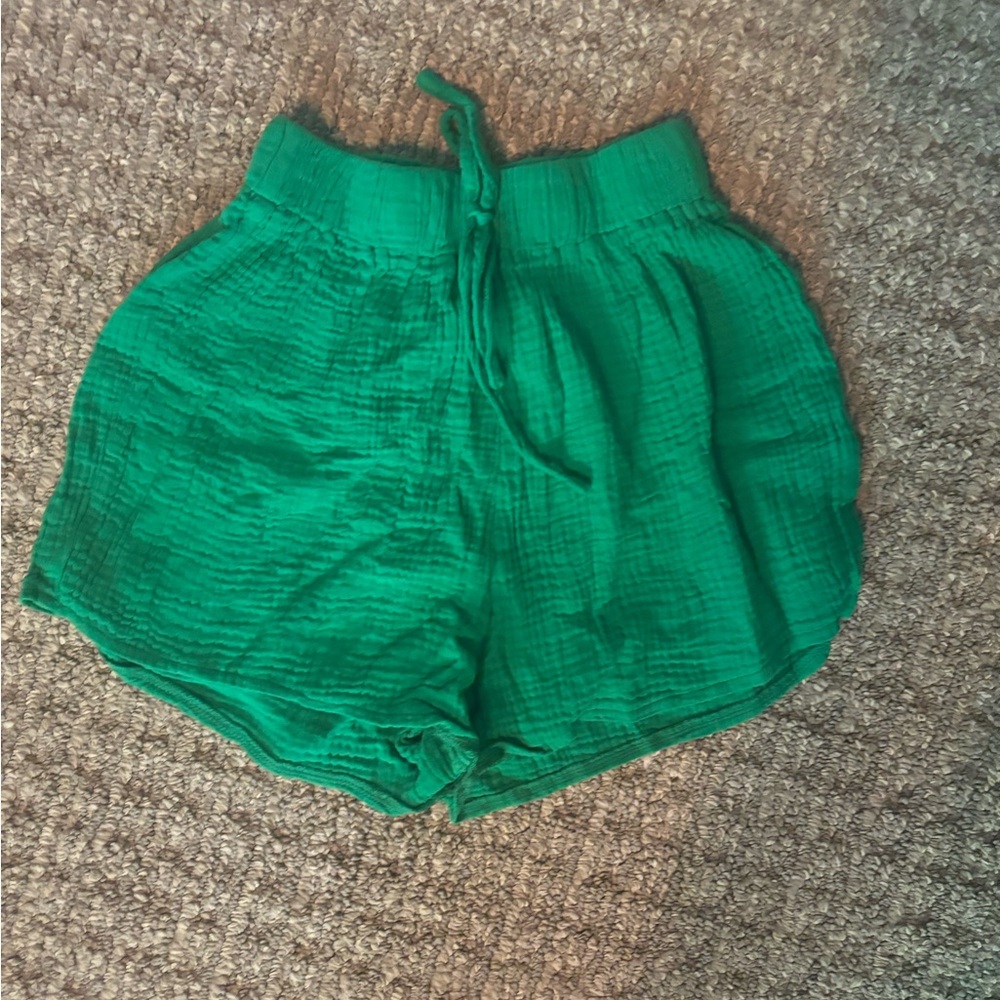 Green Linen Shorts